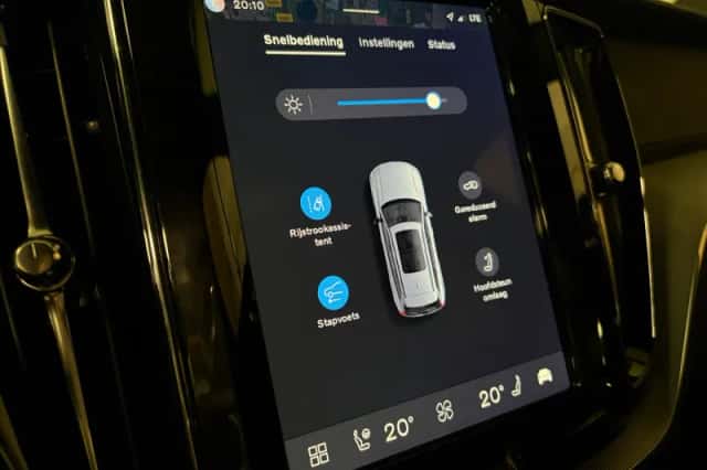 Volvo XC60 (2024) thumbnail 32