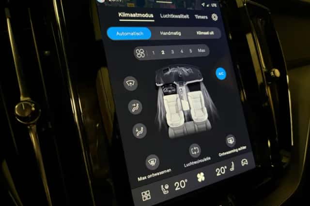 Volvo XC60 (2024) thumbnail 37