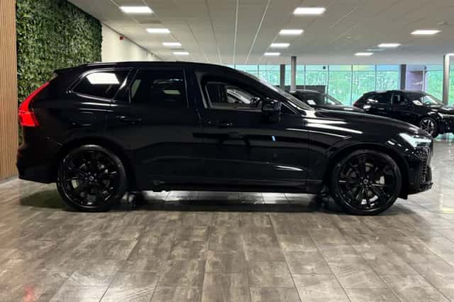 Volvo XC60 (2024) thumbnail 8