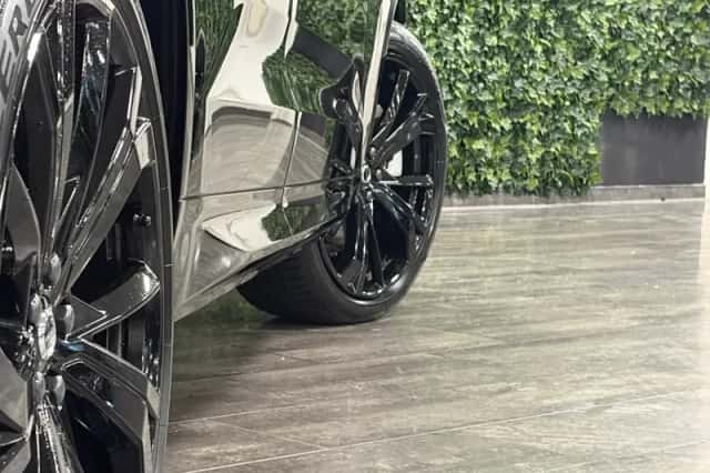 Volvo XC60 (2024) thumbnail 9