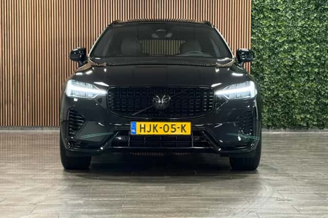 Volvo XC60 (2025) thumbnail 2