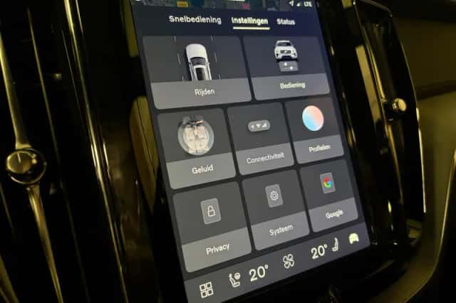 Volvo XC60 (2025) thumbnail 32