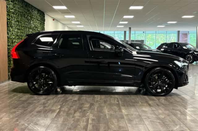 Volvo XC60 (2025) thumbnail 8