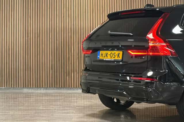 Volvo XC60 (2025) thumbnail 10