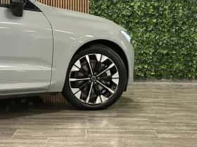 Volvo XC60 (2025) thumbnail 4