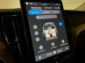 Volvo XC60 (2025) thumbnail 35