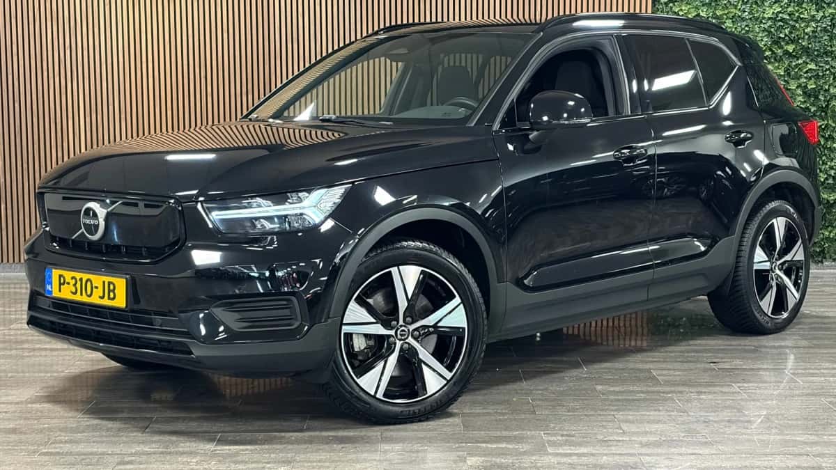 Volvo XC40 (2022) — foto 1
