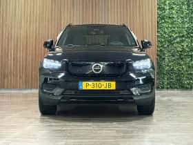 Volvo XC40 (2022) thumbnail 2