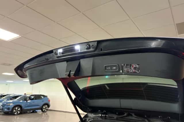 Volvo XC40 (2022) thumbnail 12