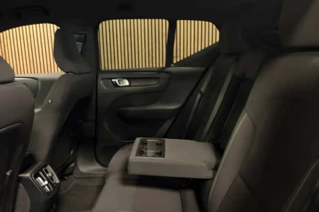 Volvo XC40 (2022) thumbnail 14