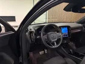 Volvo XC40 (2022) thumbnail 17