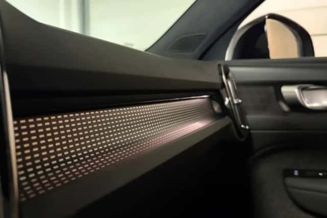 Volvo XC40 (2022) thumbnail 30