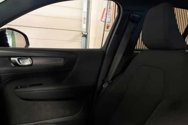 Volvo XC40 (2022) thumbnail 32