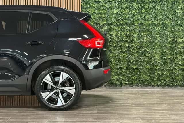 Volvo XC40 (2022) thumbnail 7