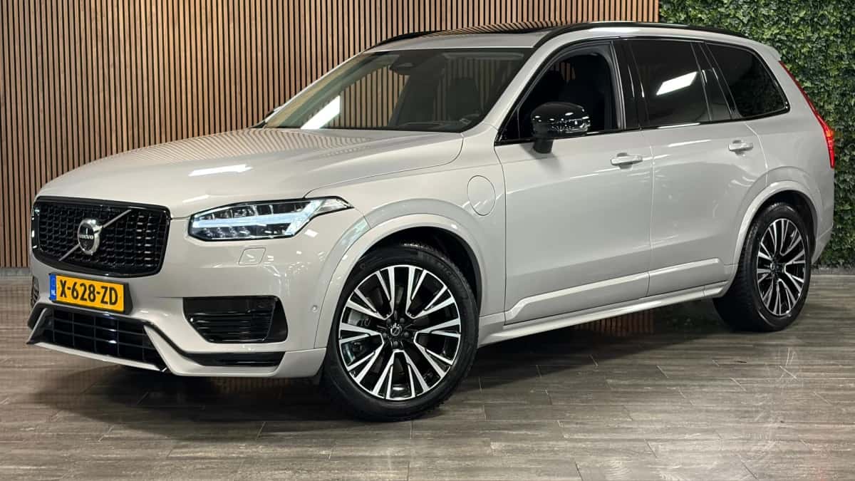 Volvo XC90 (2024) — foto 1