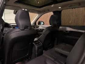 Volvo XC90 (2024) thumbnail 16