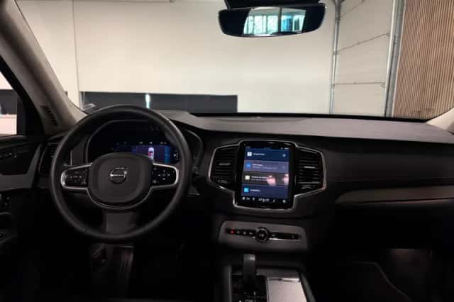 Volvo XC90 (2024) thumbnail 19