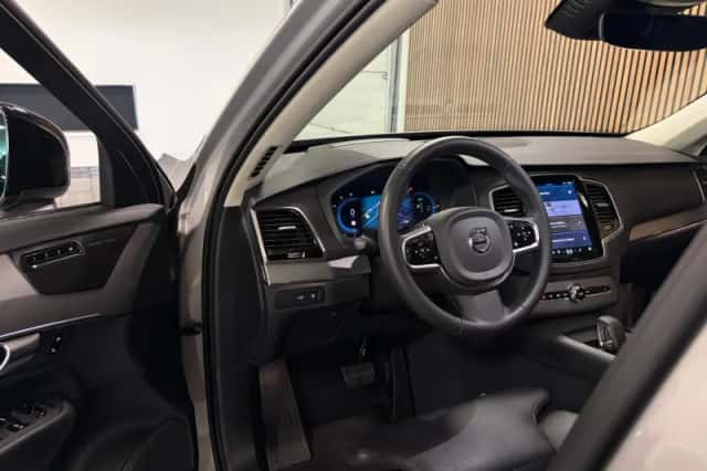 Volvo XC90 (2024) thumbnail 21