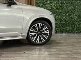 Volvo XC90 (2024) thumbnail 4