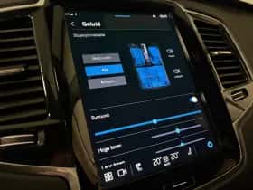 Volvo XC90 (2024) thumbnail 36