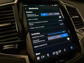 Volvo XC90 (2024) thumbnail 39