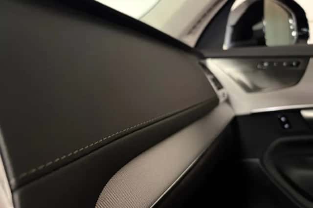 Volvo XC90 (2024) thumbnail 45