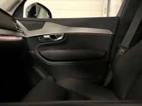 Volvo XC90 (2024) thumbnail 49