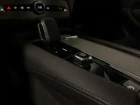 Volvo XC90 (2024) thumbnail 50