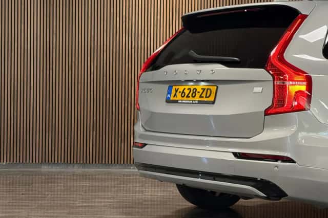 Volvo XC90 (2024) thumbnail 10