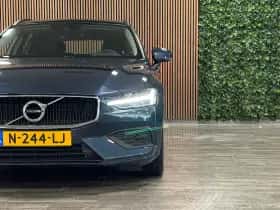 Volvo V60 (2021) thumbnail 11