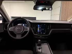 Volvo V60 (2021) thumbnail 13