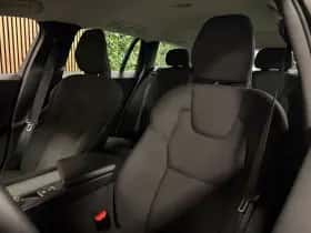 Volvo V60 (2021) thumbnail 16
