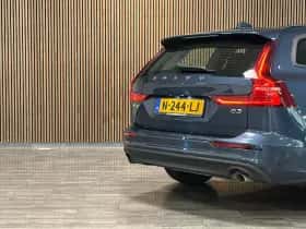 Volvo V60 (2021) thumbnail 10