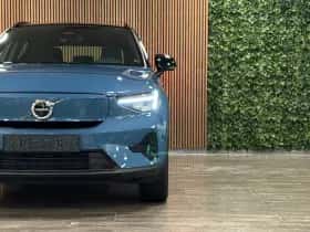 Volvo XC40 (2023) thumbnail 11