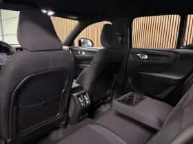 Volvo XC40 (2023) thumbnail 12