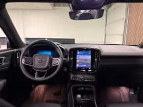 Volvo XC40 (2023) thumbnail 14