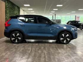 Volvo XC40 (2023) thumbnail 8