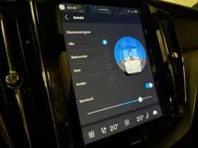 Volvo XC60 (2024) thumbnail 34