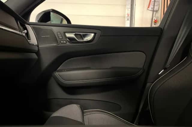Volvo XC60 (2024) thumbnail 45