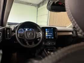 Volvo XC40 (2020) thumbnail 17
