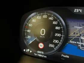 Volvo XC40 (2020) thumbnail 22
