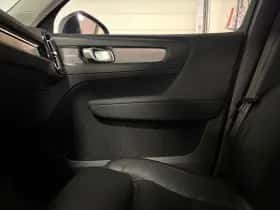 Volvo XC40 (2020) thumbnail 42