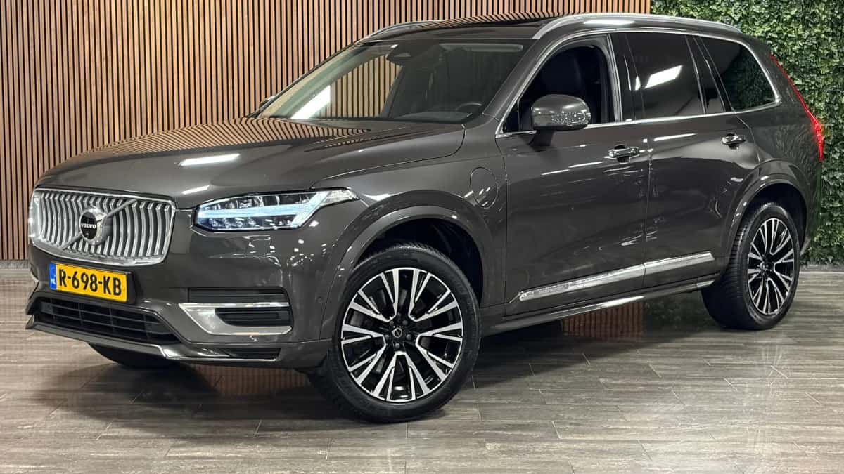 Volvo XC90 (2022) — foto 1