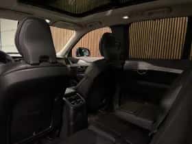 Volvo XC90 (2022) thumbnail 16