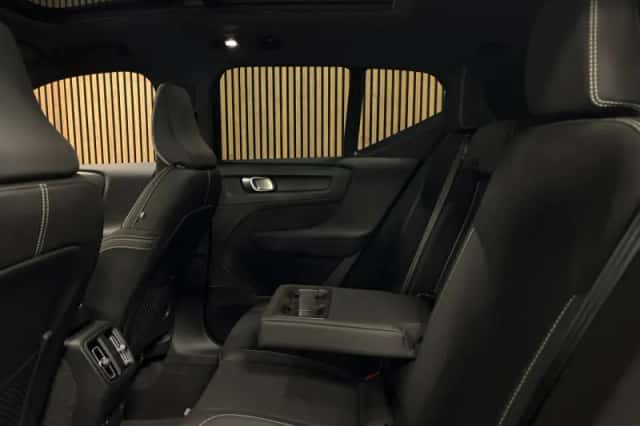 Volvo EX40 (2025) thumbnail 14