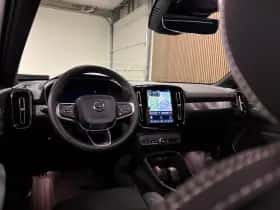 Volvo EX40 (2025) thumbnail 16