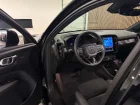 Volvo EX40 (2025) thumbnail 17