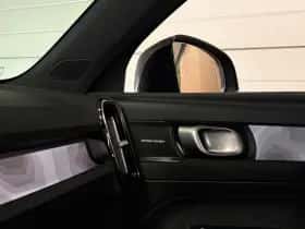 Volvo EX40 (2025) thumbnail 36