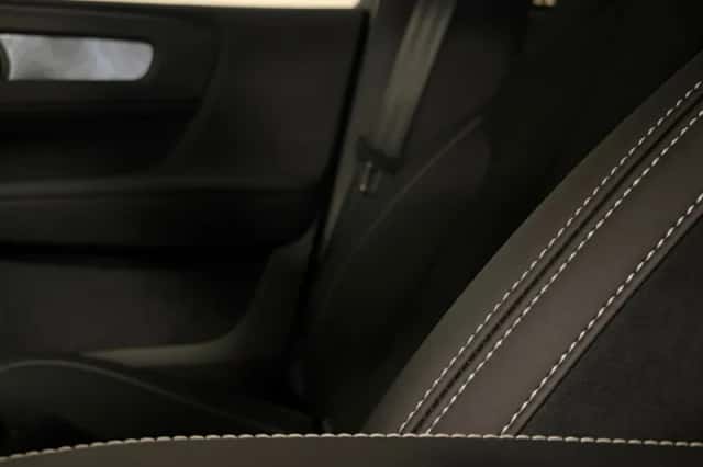Volvo EX40 (2025) thumbnail 39