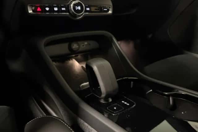 Volvo C40 (2024) thumbnail 41